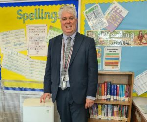 How using Air Cleaning Units have improved our learning environment Richard LaneTeaching